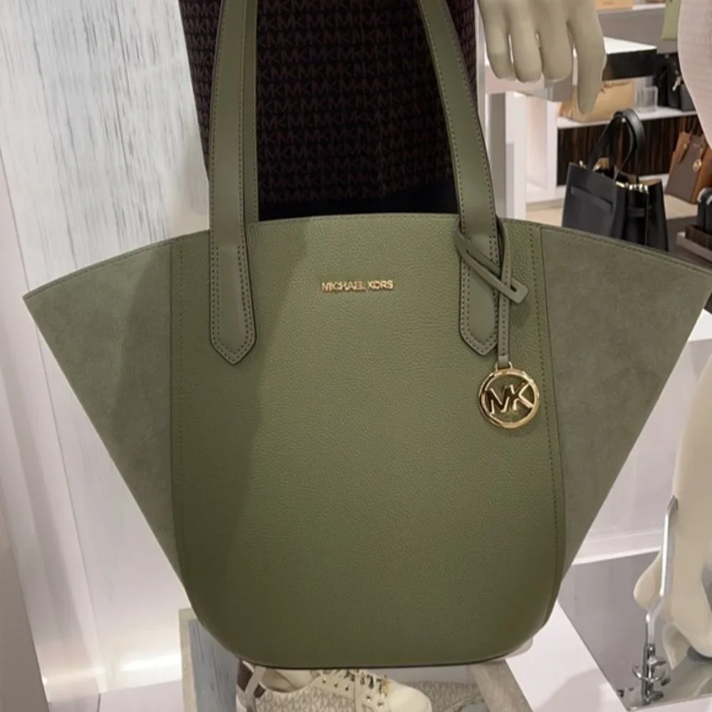 Michael Kors Portia Large Tote Leather - Picture 14 of 16